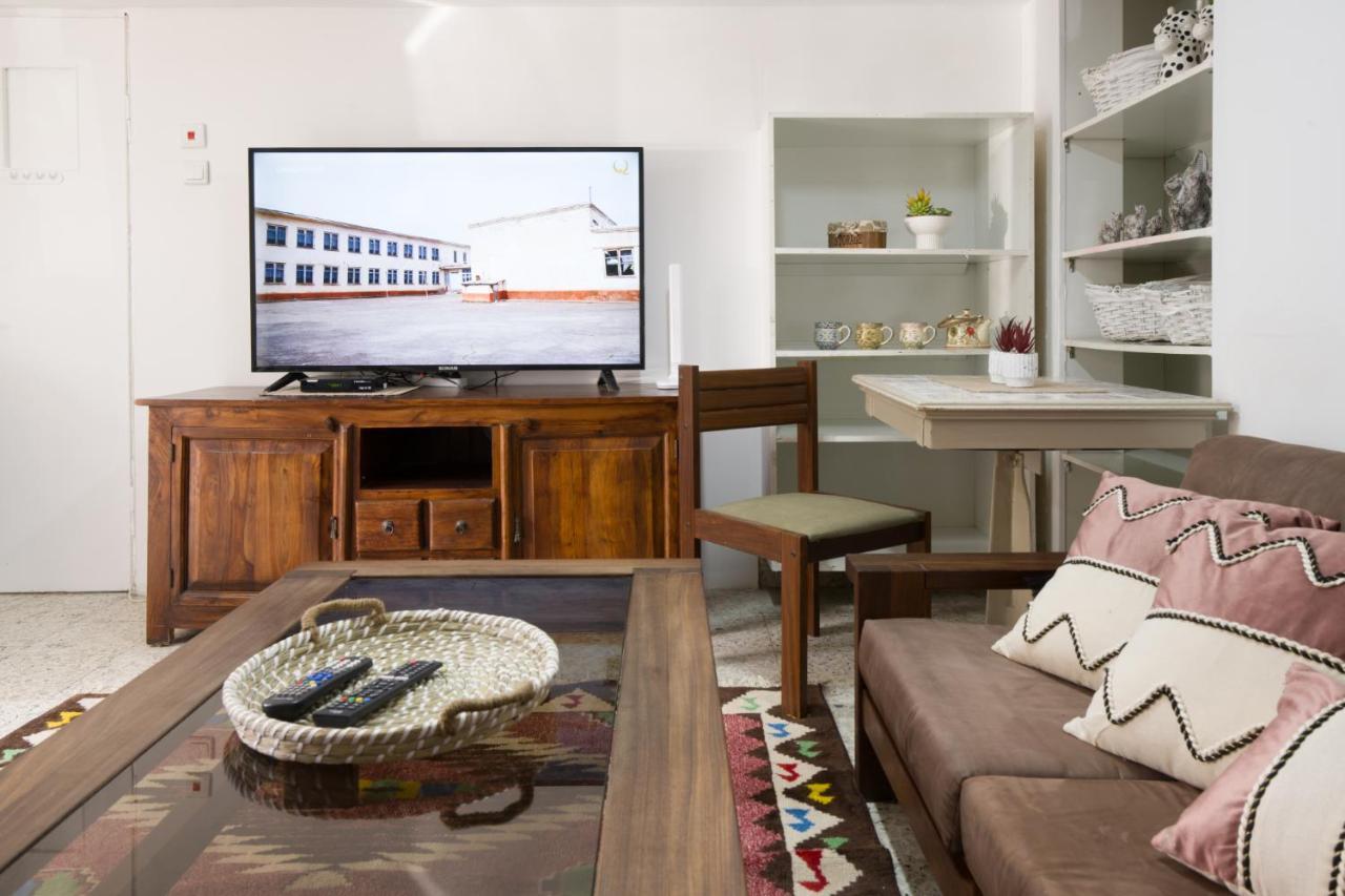 Lovely & Budget Apartment At The Center, Gardens & German Colony Haifa Kültér fotó