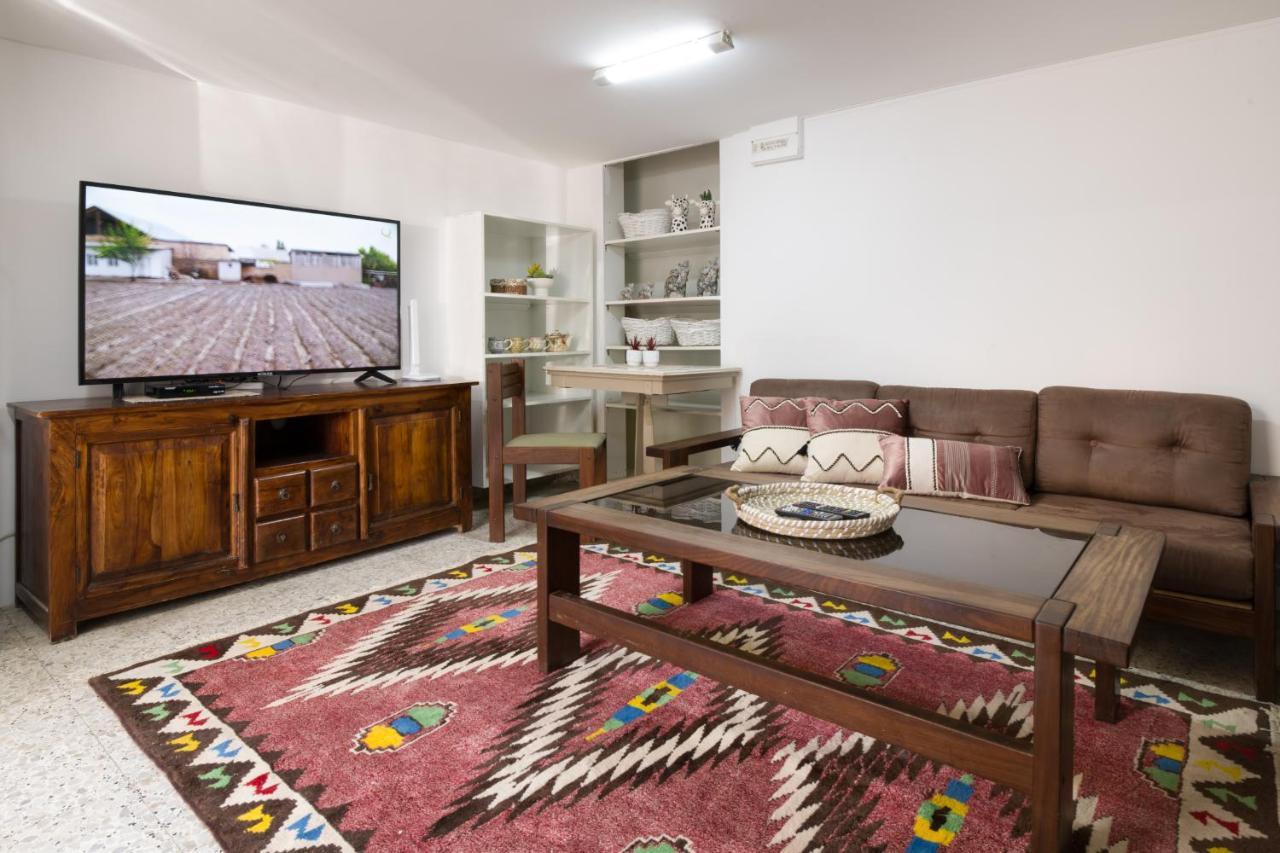 Lovely & Budget Apartment At The Center, Gardens & German Colony Haifa Kültér fotó